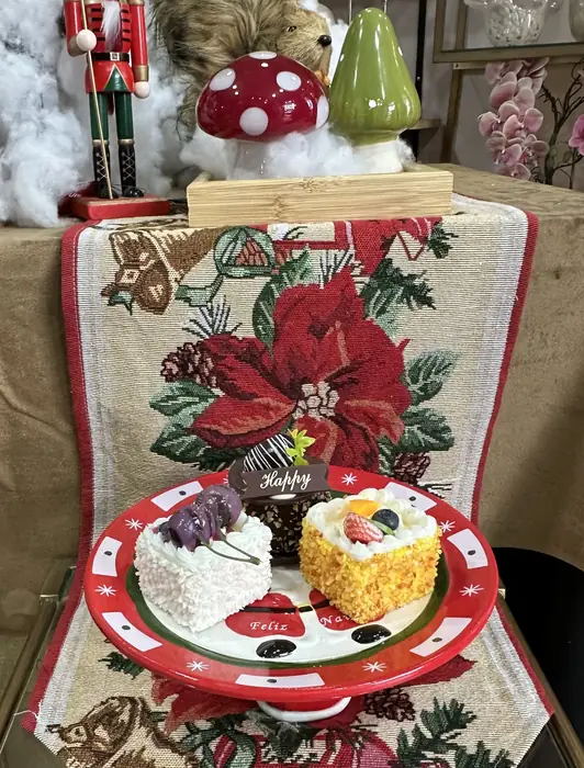 Mesa de cascanueces en Ferrehome — foto 5 de 5